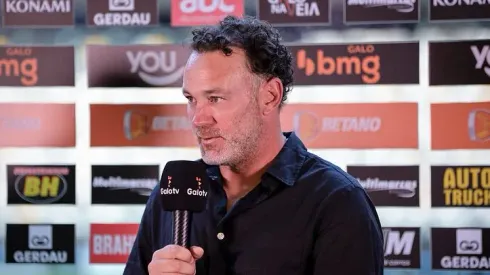 Gabriel Milito, novo treinador do Atlético Mineiro em sua apresentação oficial.