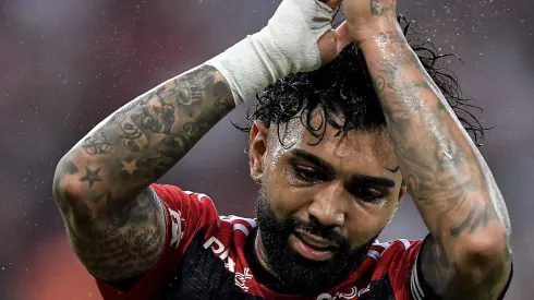 Flamengo define contratação de novo centroavante que chegaria para vaga de Gabriel Barbosa
