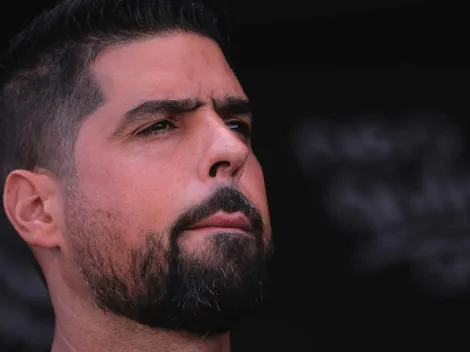 António Oliveira define os reforços que o Corinthians precisa e faz ‘apelo’ para a diretoria