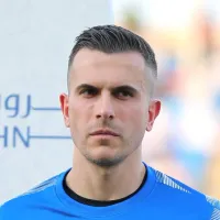 Marcelo Grohe reaparece para a torcida do Grêmio e vê nivelamento entre Renato e Roger