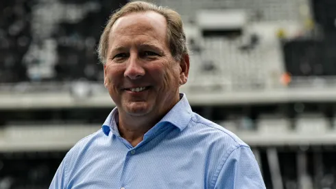 John Textor, dono do Botafogo, cita São Paulo em polêmica do Brasileirão 2023 - Foto: Thiago Ribeiro/AGIF