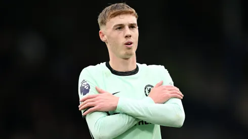Cole Palmer comemorando gol pelo Chelsea. (Foto de Shaun Botterill/Getty Images)