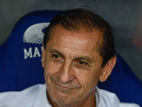 Meio-campista interessa ao Vasco de Ramón e fica fora de relacionados