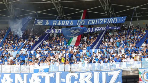 Torcida cruzeirense se envolveu em confusão na final. Foto: Gilson Lobo/AGIF