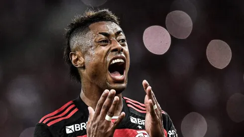 RJ – RIO DE JANEIRO – 10/04/2024 – COPA LIBERTADORES 2024, FLAMENGO X PALESTINO – Bruno Henrique jogador do Flamengo durante partida contra o Palestino no estadio Maracana pelo campeonato Copa Libertadores 2024.