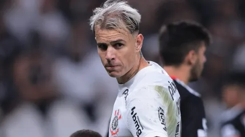 Passagem de Róger Guedes pelo Corinthians foi ótima.