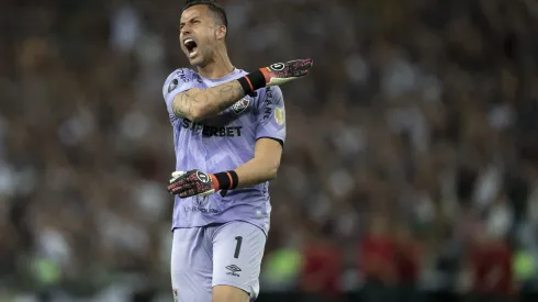 Fabio goleiro do Fluminense durante partida contra o Colo-Colo no estadio Maracana pelo campeonato Copa Libertadores 2024. Foto: Jorge Rodrigues/AGIF