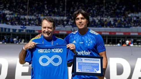 Marcelo Moreno e Pedrinho BH na despedida do atacante boliviano