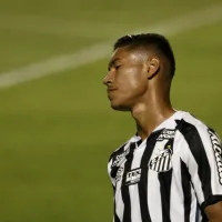 Balieiro é inscrito na Série B e torcida do Santos reclama: 'Isso beira o ridículo'