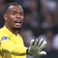 Carlos Miguel pode sair do Corinthians após sondagens e titularidade de Cássio