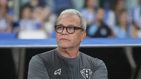 Hélio dos Anjos durante partida da Copa Verde. Foto: Fernando Torres/AGIF