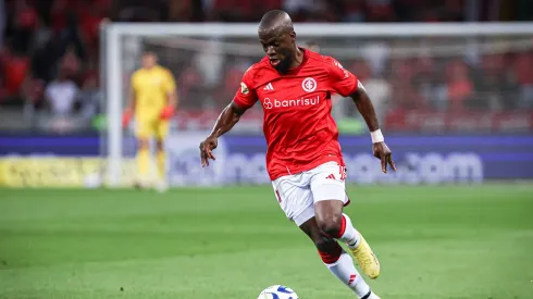 Centroavante é o principal nome do atacante Colorado