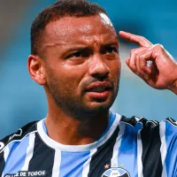 Câmera da transmissão oficial flagra lance ousado de JP Galvão em vitória do Grêmio; confira