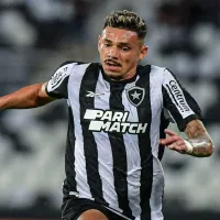 Tiquinho Soares volta a marcar em goleada do Botafogo e torcedor vai à loucura com atuação