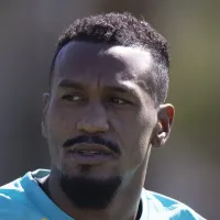 Renato revela problema com Edenílson no Grêmio e lamenta: “Falei com ele”