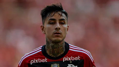 Erick Pulgar está sendo cobiçado no mercado e o Flamengo age nos bastidores