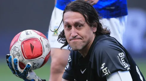 Torcida do Corinthians perdeu a paciência com Cássio.