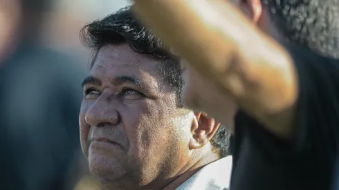 BA - SALVADOR - 07/12/2023 - ARQUIVO EDNALDO RODRIGUES - Ednaldo Rodrigues durante partida entre Vitoria e Sport no estadio Barradao em Salvador (BA) pelo Campeonato Brasileiro Serie B