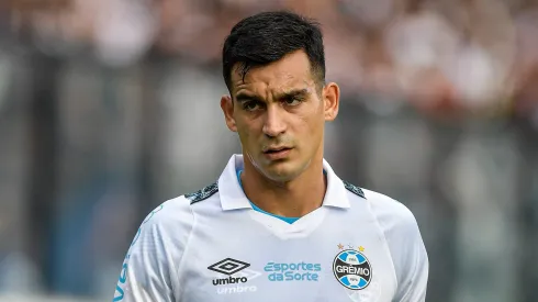Reforço não deve jogar com Cristaldo no Grêmio.