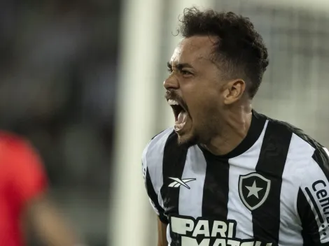 Botafogo respira na Libertadores e vence o Universitario por 3 x 1