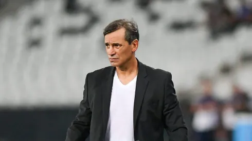 Bustos durante a realização da partida. Foto: Thiago Ribeiro/AGIF