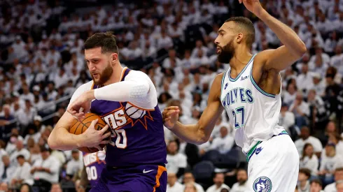 Suns de Nurkic encaram os Wolves de Gobert em missão quase impossível de reverter a série em Phoenix (Foto: David Berding/Getty Images)