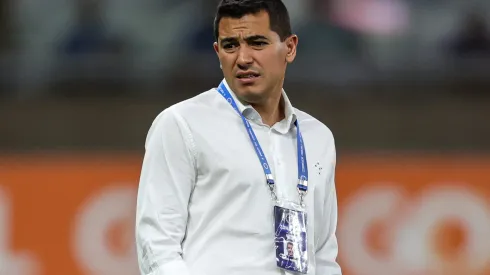 Pedro Martins diretor de Futebol do Cruzeiro durante partida contra o Athletico-PR no estadio Mineirao pelo campeonato Brasileiro A 2023. Foto: Gilson Lobo/AGIF