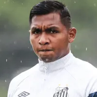 Carille fala sobre briga no ataque do Santos e elogia Morelos: ‘Visível que emagreceu’