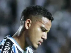 Gustavo Martins tem lesão e pode desfalcar time do Grêmio