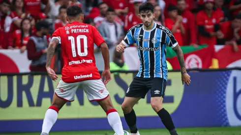 BA - PORTO ALEGRE - 08/10/2023 - BRASILEIRO A 2023, INTERNACIONAL X GREMIO - Villasanti jogador do Gremio durante partida contra o Internacional no estadio Beira-Rio pelo campeonato Brasileiro A 2023. Foto: Maxi Franzoi/AGIF