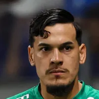 Gustavo Gómez faz negociação por zagueiro ser cancelada no Palmeiras