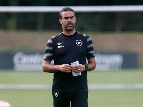 Arthur Jorge poupa time titular em vitória do Botafogo e torcida critica