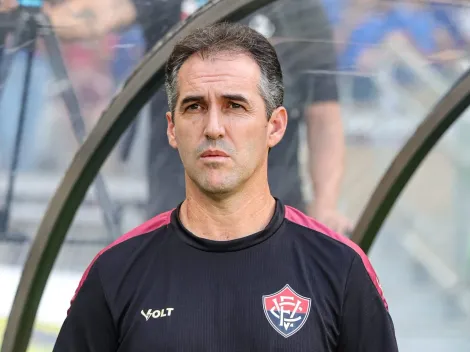 Técnico do Vitória, Condé projeta duelo contra o São Paulo