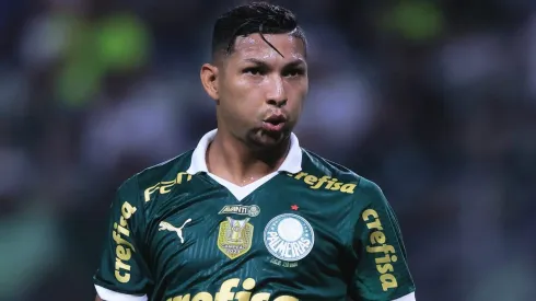 Rony abordou com o tem encarado a insatisfação da torcdia Alviverde