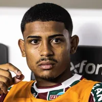 Torcida do Vasco pede a contratação de John Kennedy na próxima janela