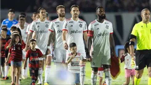 Flamengo empata com o Bragantino e reclama com a arbitragem