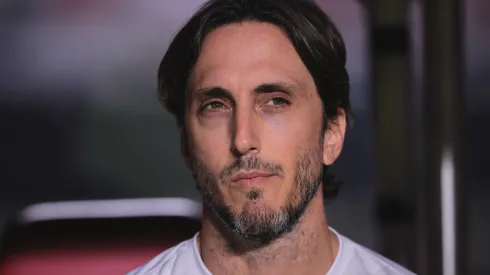 Zubeldía comandando o São Paulo durante o Campeonato Brasileiro de 2024, no MorumBIS. Foto: Ettore Chiereguini/AGIF