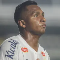 Fábio Carille elogia Morelos após mais uma vitória do Santos: “Dificilmente desisto de jogador”