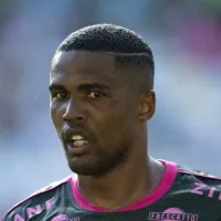 Douglas Costa segue no time titular do Fluminense pela Libertadores; Veja a escalação
