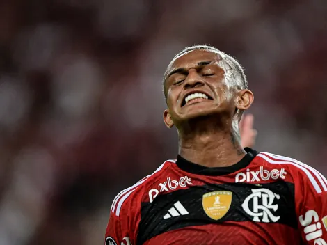 Wesley é xingado pela torcida do Flamengo em derrota