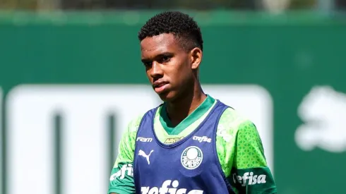 Palmeiras faz exigências em negociação de Estêvão com o Chelsea-ING