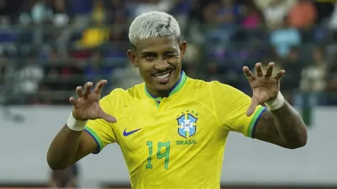 John Kennedy em ação pela Seleção Brasileira Olímpica