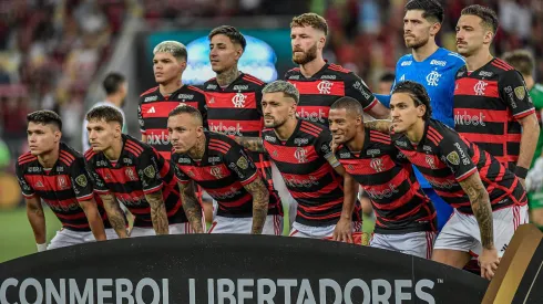 Jogadores do Flamengo posam para foto antes na partida contra Palestino no estadio Maracana pelo campeonato Copa Libertadores 2024. Foto: Thiago Ribeiro/AGIF