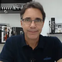 Vagner Frederico informa salário que Patrick recebe no Santos e custo altíssimo a partir de janeiro