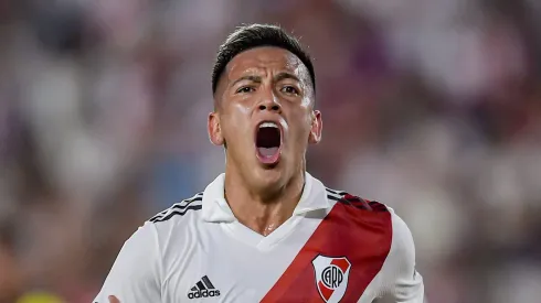 Esequiel Barco comemorando gol do River Plate