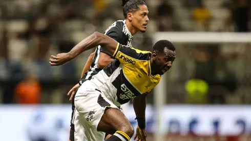 Bolasie em partida pelo Criciuma. Foto: Gilson Lobo/AGIF