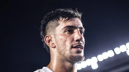 Pedrinho não joga há quase um mês. Foto: Raul Baretta/ Santos FC.