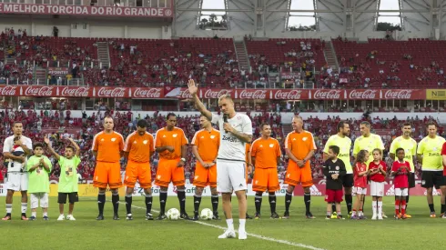 Lance de craque vai voltar em 2024 - LANCE DE CRAQUE 2016, PARTIDA FESTIVA DALESSANDRO - Jogador Dalessandro do Internacional durante partida beneficente Lance de Craque 2016 no Estadio Beira-Rio. Foto:Jeferson Guareze/AGIF