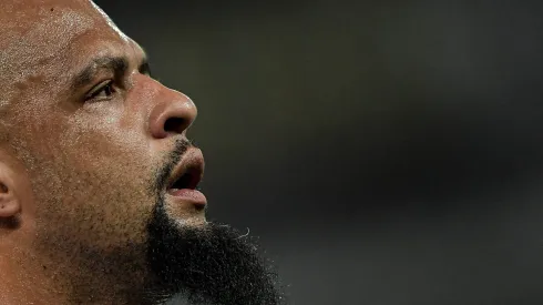 Felipe Melo rasgou elogios a Alan Saldivia, zagueiro do Colo-Colo na mira do Flamengo