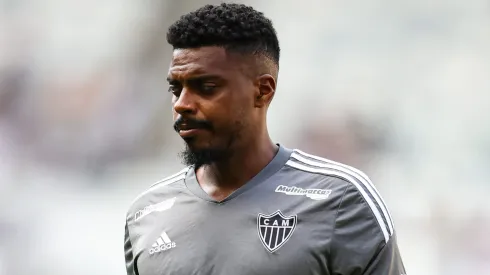 Jemerson não foi relacionado por Milito para duelo contra o Sport